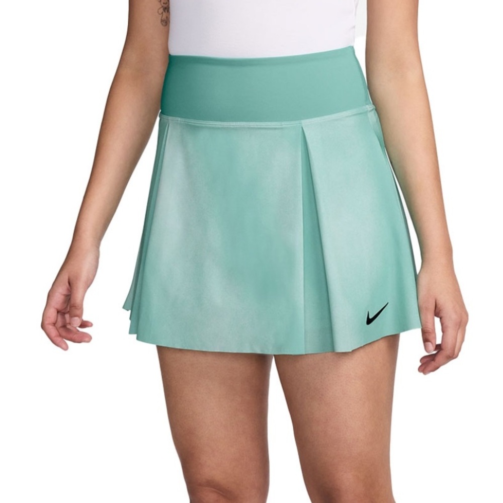 Nike Women's Teal Skort